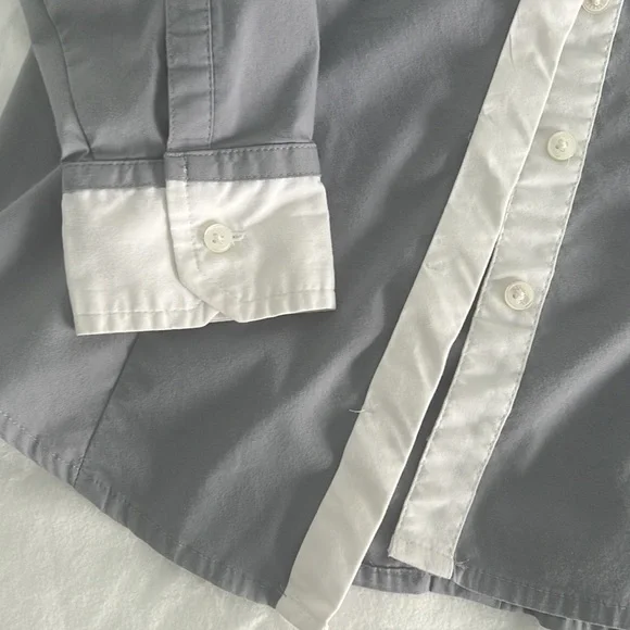 Express Essential Button Down Shirt - Picture 3 of 4